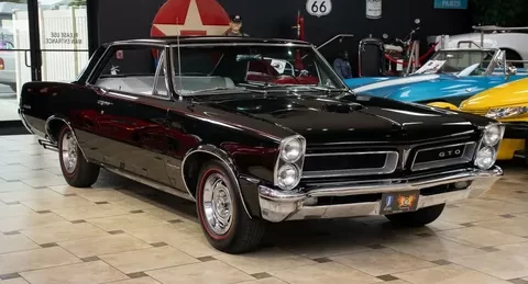 How to Store Your Classic Car Long-Term: A Preparation Guide