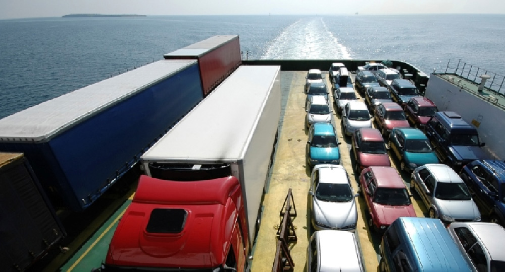 transport a car to spain